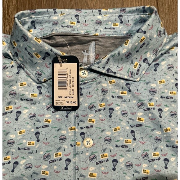 NEW JOHNNIE O Featherweight Golf Polo Blue Air Mail Print Size Medium MSRP $110 - Picture 1 of 7